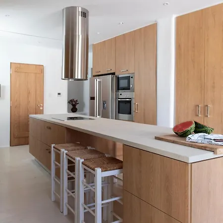 Ker By Ethos Hospitality- 5 Bedrooms *