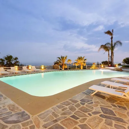 Myker Estate - Luxury & Seaview - Holiways Collection