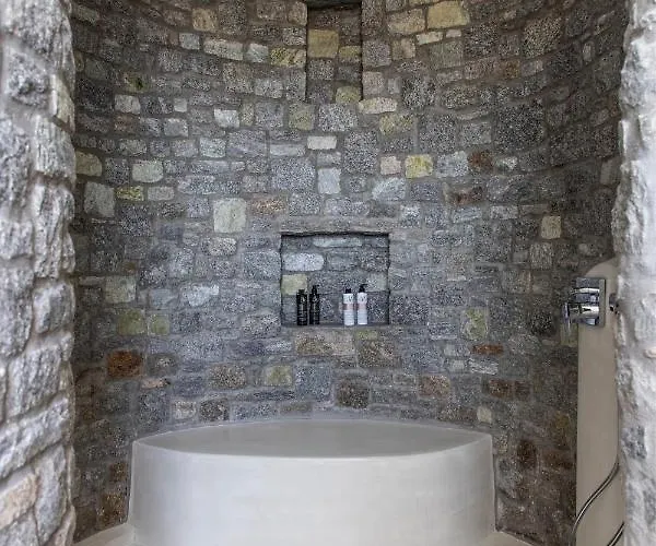 Myker Estate I 8-bdr, Luxury, Seaview, Pool *