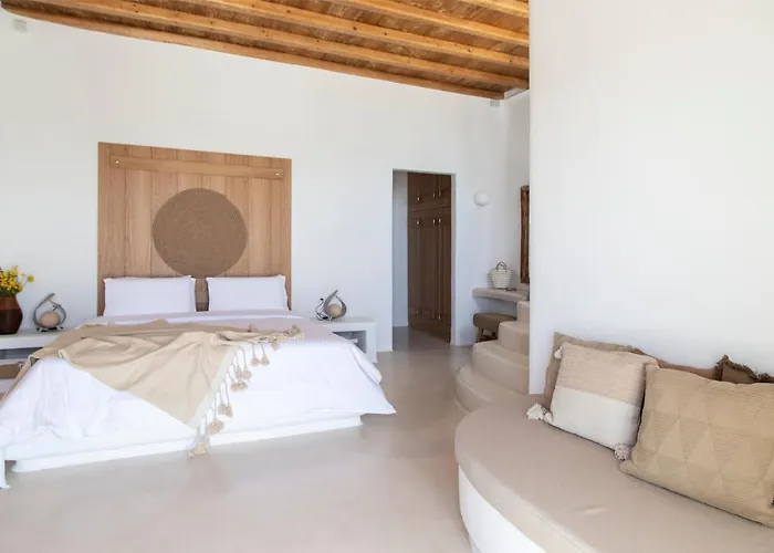 Myker Estate I 8-bdr, Luxury, Seaview, Pool *