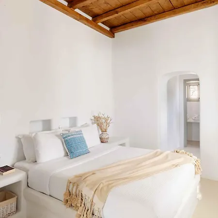 Вилла Myker Estate I 8-bdr, Luxury, Seaview, Pool Plintri
