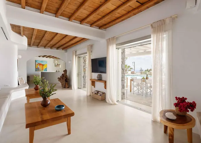 Myker Estate I 8-bdr, Luxury, Seaview, Pool *