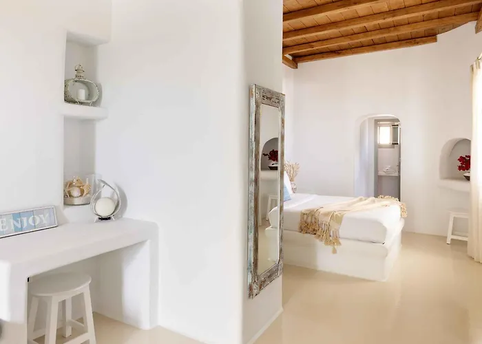 Myker Estate I 8-bdr, Luxury, Seaview, Pool